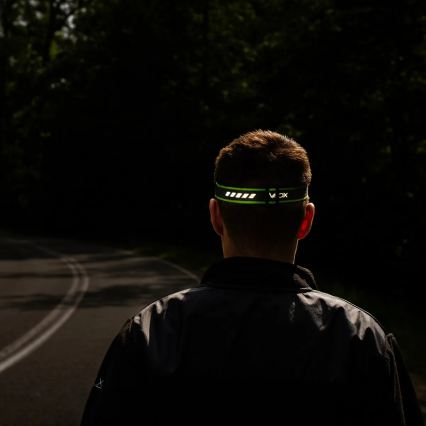 LED-hämardatav laetav otsmikulamp anduriga LED/10W/5V IP66 750 lm 1500 mAh