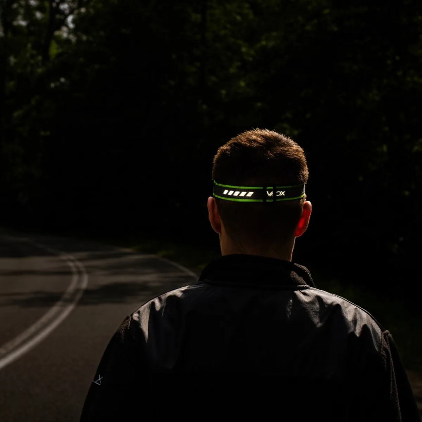 LED-hämardatav laetav otsmikulamp anduriga LED/10W/5V IP66 750 lm 1500 mAh