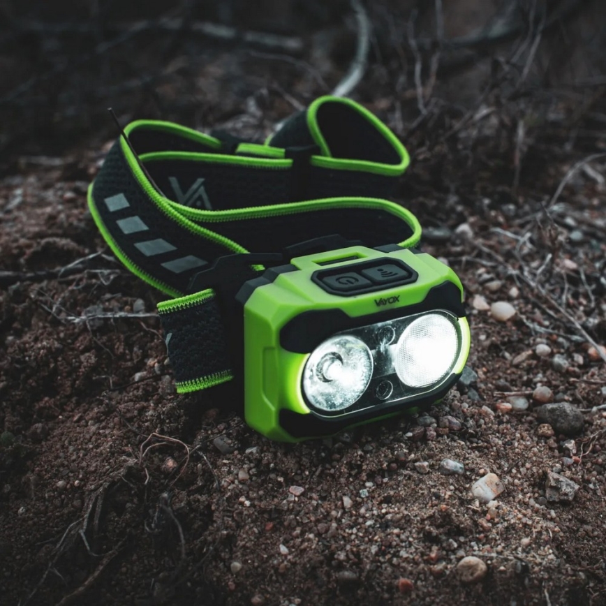 Hämardatav laetav LED-otsmiklamp anduriga ja punase valgusega LED/10W/5V/3xAAA IP44 600 lm 1200 mAh