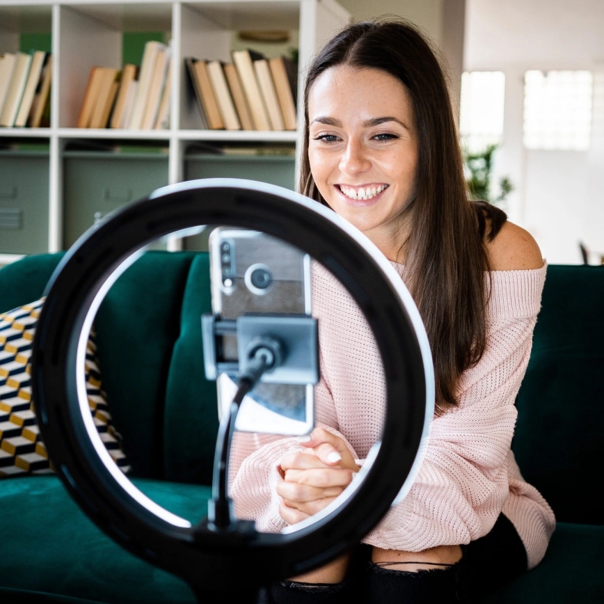 LED Hämardatav lamp statiivi ja hoidjaga vlogimise jaoks LED/10W/5V 2700-6500K