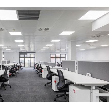 LED Hämardatav süvistatav valguspaneel CAPRI LED/25/36/40W/230V 3000/4000/5700K UGR19 IP44 60x60 cm