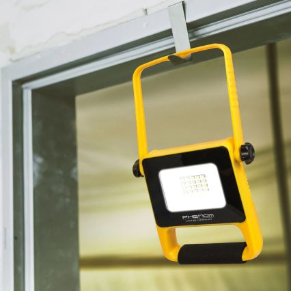LED Kaasaskantav prožektor LED/10W/3,7V 2200 mAh IP65