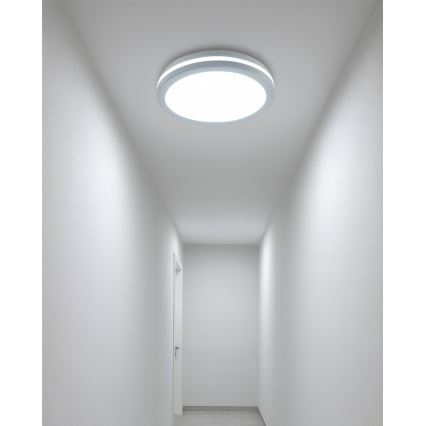 LED-vannitoa laevalgusti liikumisanduriga LED/20W/230V 3000/4000/6500K Ø 23 cm IP54 valge
