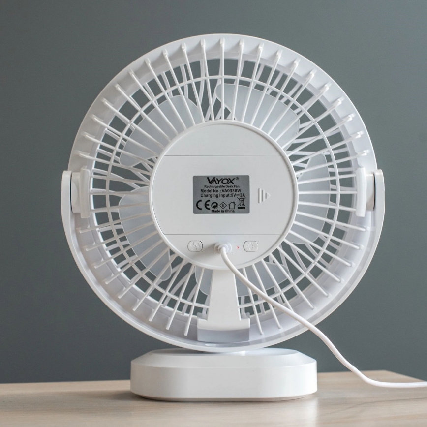 LED Laetav laud ventilaator koos LED valgustusega LED/3W/5V USB 2400 mAh valge