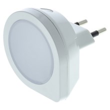 LED Navigatsioonivalgusti pistikupessa anduriga LED/0,4W/230V 3000K valge