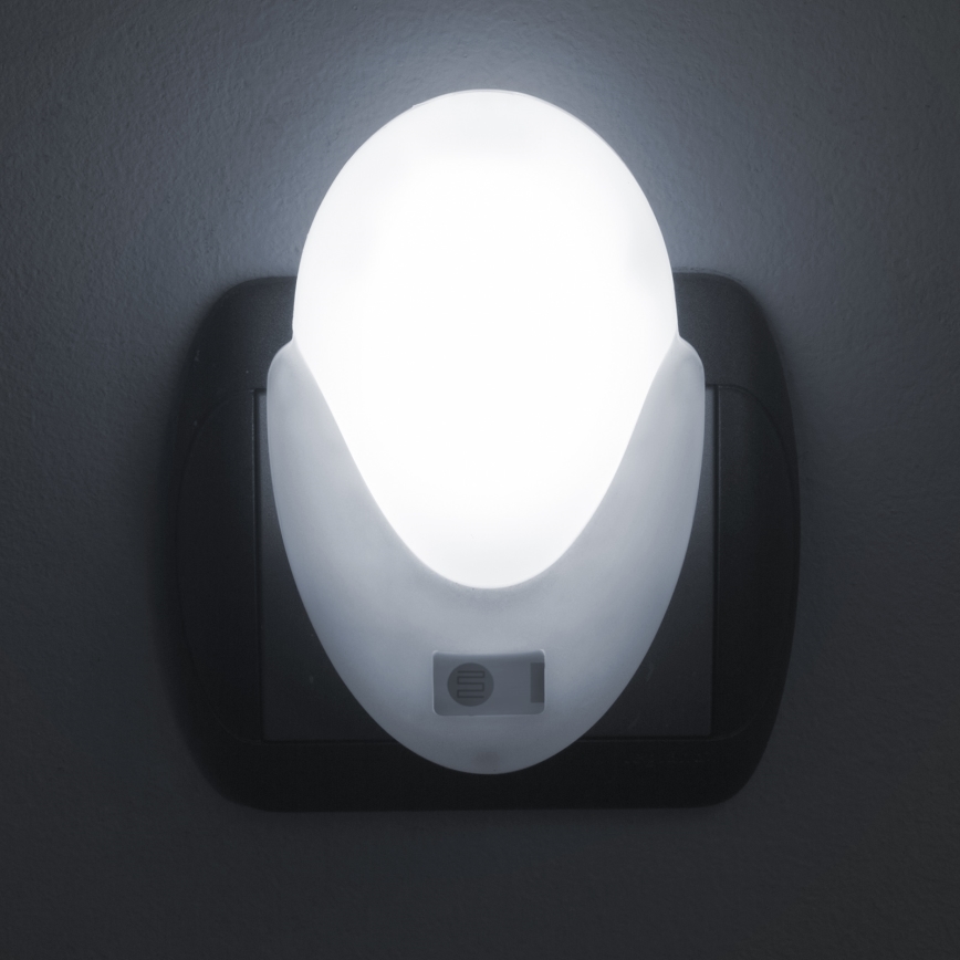 LED Navigatsioonivalgusti pistikupessa koos hämardusanduriga LED/1W/230V