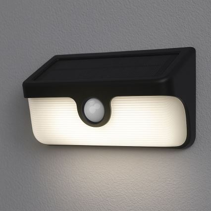 LED päikesepaneeliga seinavalgusti anduriga LINK LED/5W/3,7V 2000 mAh IP65 must