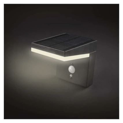 LED Päikesepaneeliga seinavalgusti koos anduriga LED/4,4W/3,7V 2200 mAh IP44