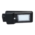 LED Päikesepaneeliga tänavalamp koos anduriga LED/15W/7,4V 4000K IP65 10800 mAh