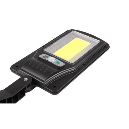 LED Päikesepaneeliga tänavalamp koos anduriga LED/2,5W/5V IP44 + kaugjuhtimispult