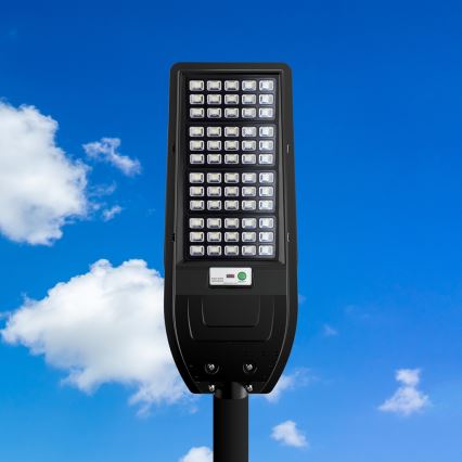 LED Päikesepaneeliga tänavalamp VIA 150W/15000 mAh 3,2V 6000K IP65 + pult