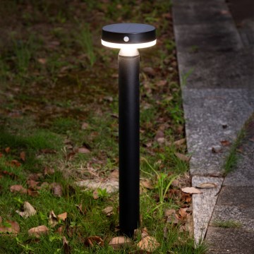 LED Päikesepaneeliga valgusti anduriga GWINEA LED/4,5W/3,7V 2000 mAh 50 cm IP44 must