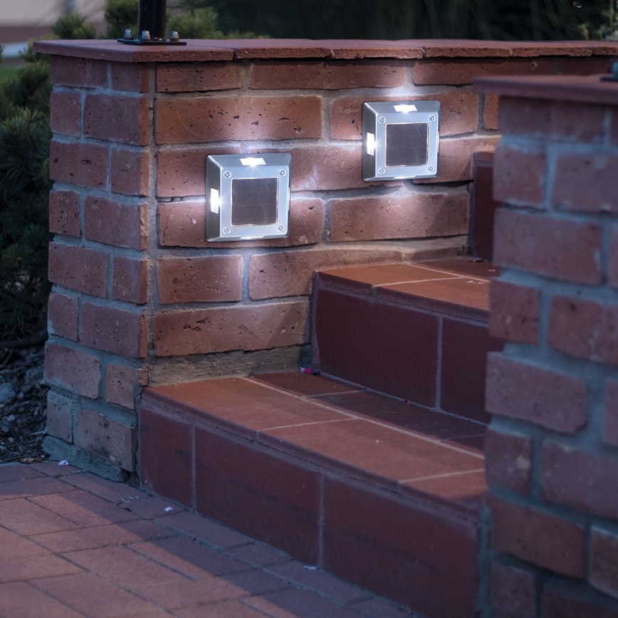 LED Päikesepaneeliga valgusti LED/1,2V 600mAh IP44