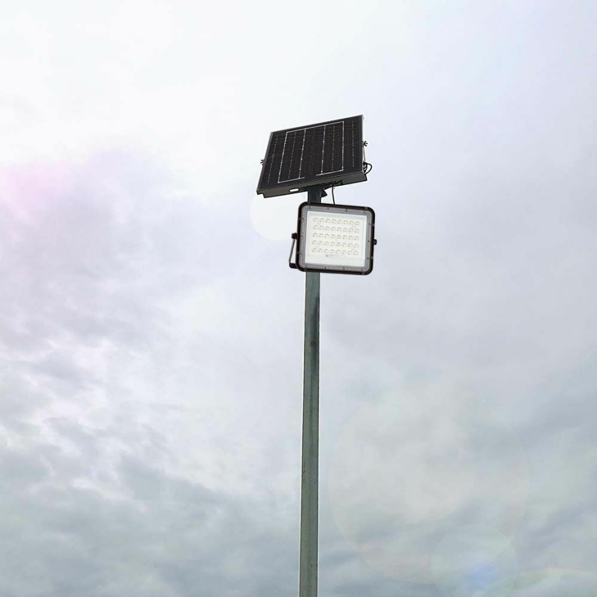 LED Väli Hämardatav päikesepaneeliga prožektor LED/10W/3,2V IP65 4000K 6000 mAh must + kaugjuhtimispult