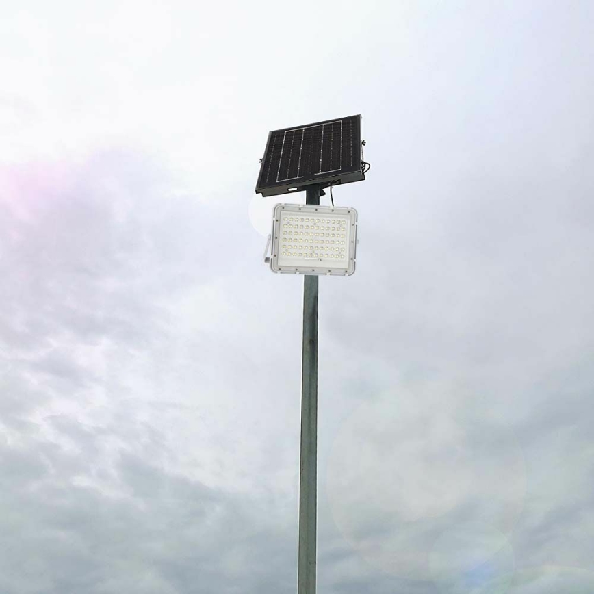 LED Väli Hämardatav päikesepaneeliga prožektor LED/15W/3,2V IP65 4000K 12000 mAh valge + kaugjuhtimispult