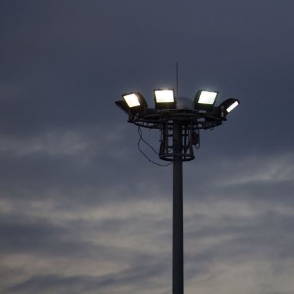 LED Prožektor LED/30W/230V 6400K IP65 must