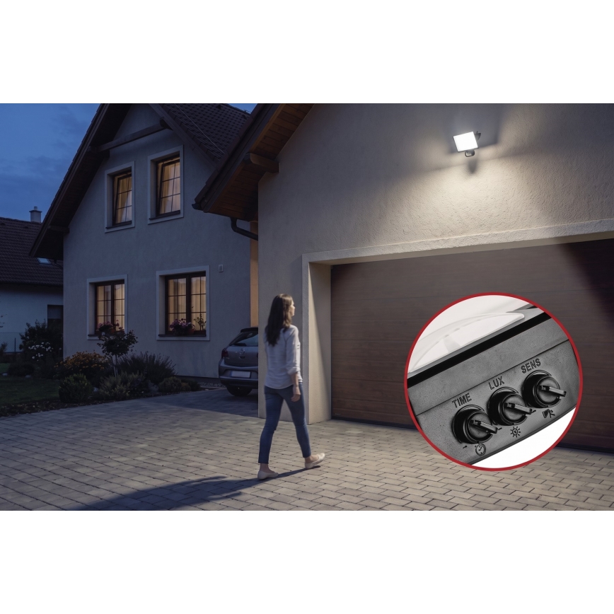 LED-reflektor liikumis- ja hämarussensoriga TAMBO EVO LED/30W/230V 4000K IP44 must