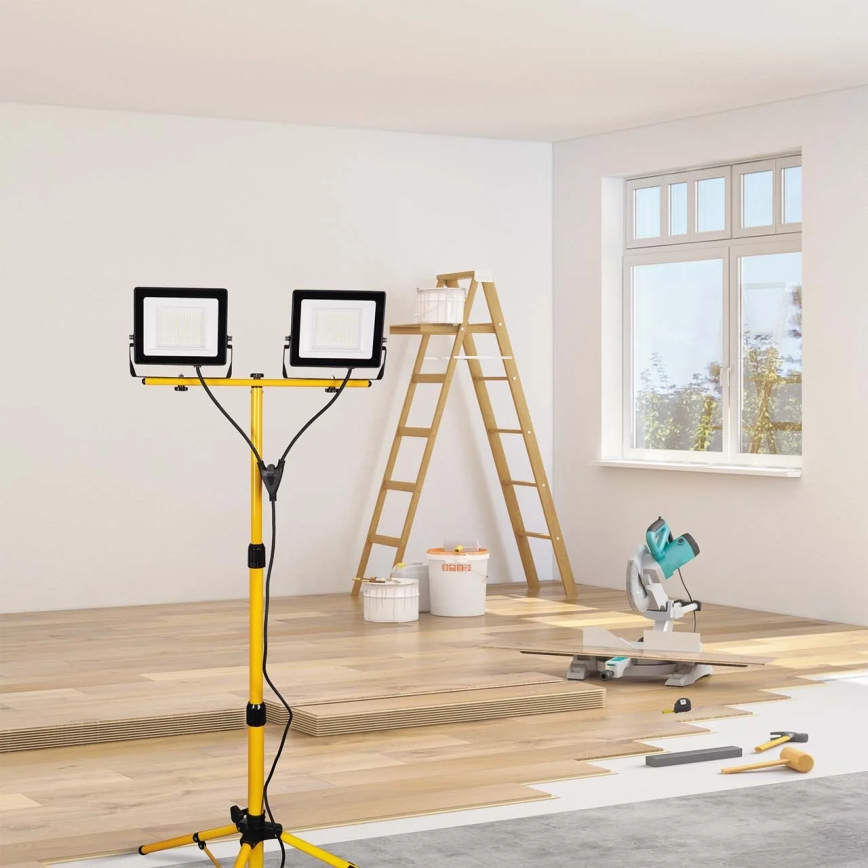 LED-reflektor statiiviga 2xLED/50W/230V 6500K IP65 kollane