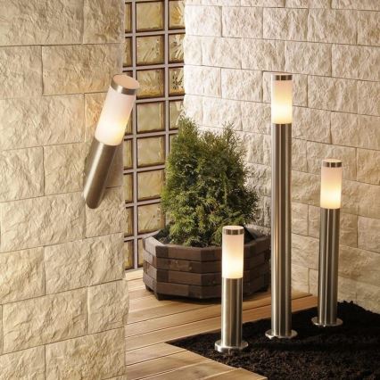 LED RGBW hämardatav seinale paigaldatav välisvalgusti LIVIA 1xE27/6,5W/230V 2700-6500K Wi-Fi IP44 hõbedane