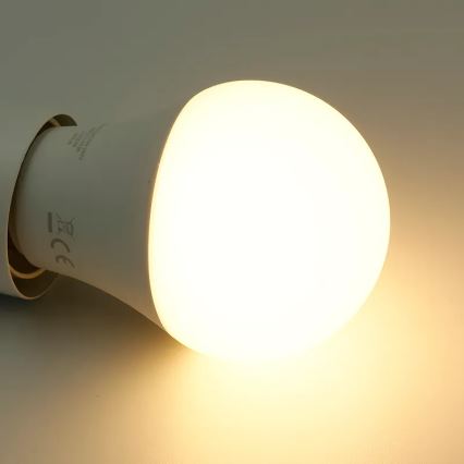 LED RGBW Hämardatav pirn A60 E27/9W/230V 2700-6500K Wi-Fi Tuya