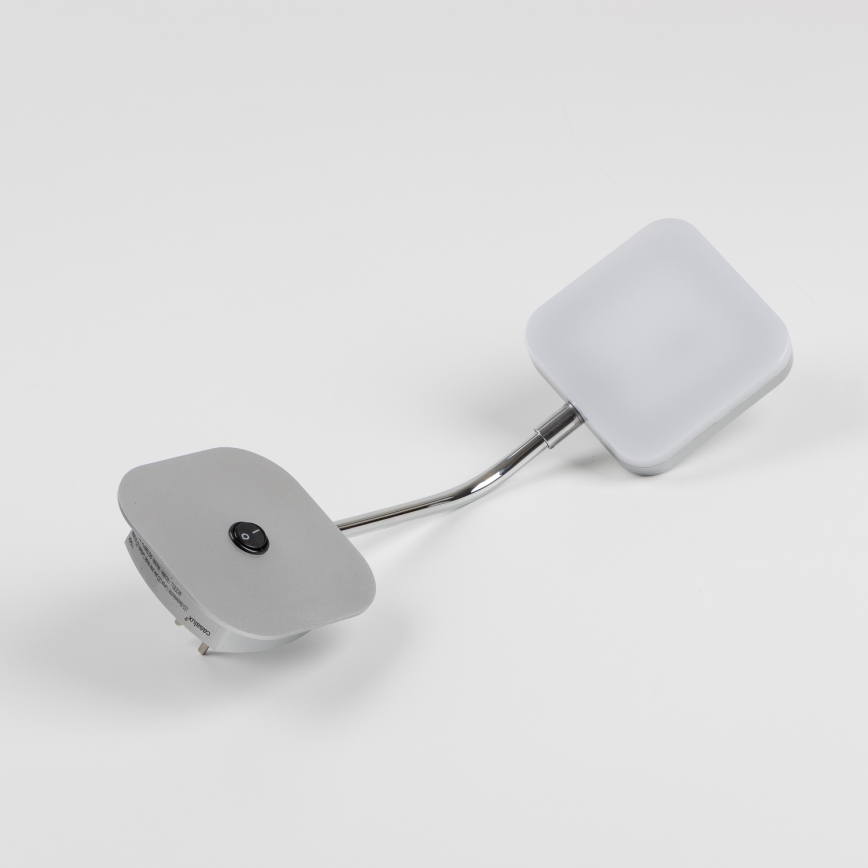 LED-seinavalgusti pistikupessa, 3,2 W/230 V, läikiv kroom