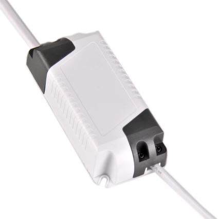 LED Süvistatav valgusti RIGEL LED/4,8W/230V 4000K 11,8x11,8 cm must