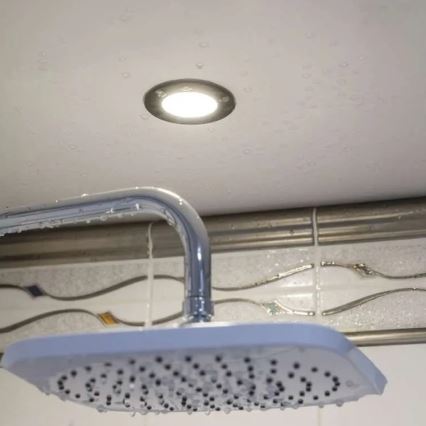 LED Süvistatav valgusti vannituppa LORI LED/4,5W/230V IP65 2700/4000K d. 8,5 cm must