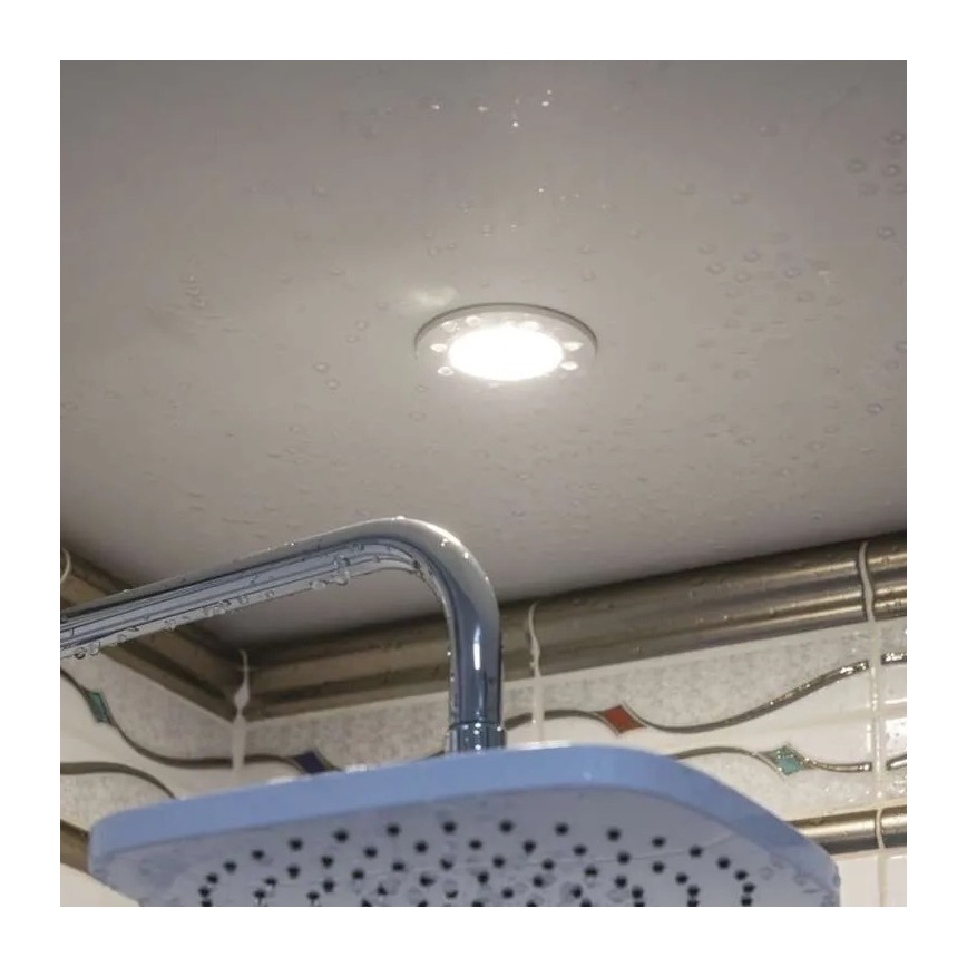 LED Süvistatav valgusti vannituppa LORI LED/4,5W/230V IP65 2700/4000K d. 8,5 cm valge
