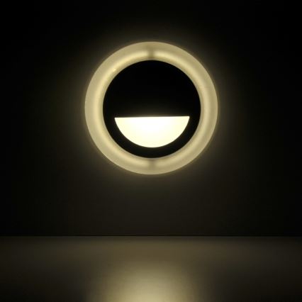 LED-trepivalgusti õue Q4 LED/3W/230V IP44
