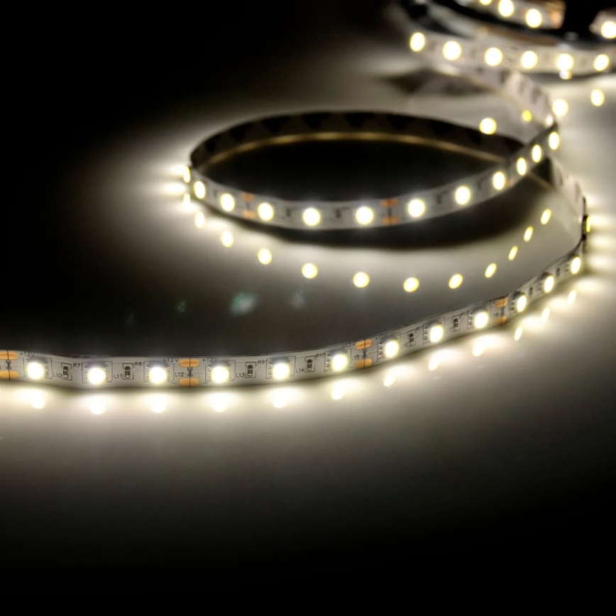 LED Valgusriba 5m LED/10W/12V IP20 valge