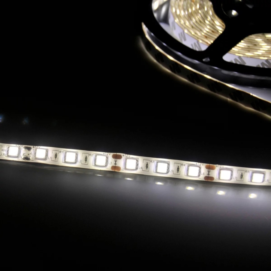LED Valgusriba 5m LED/10W/12V IP20 valge