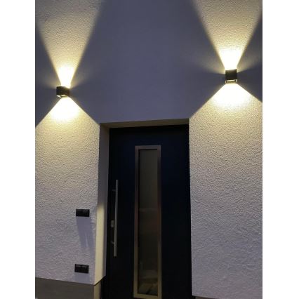LED Väli seinavalgusti 2xLED/3W/230V IP54 must