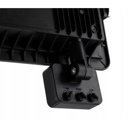 LED välisvalgusti liikumis- ja hämarusanduriga LED/100W/230V 4500K IP65 must