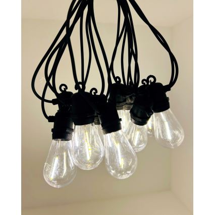 LED välistingimustes kasutatav dekoratiivne valguskett 10xLED/0,36W/230V 8 m IP44 must