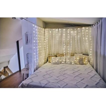 LED välisvalguskett, 240 LED, 8 funktsiooniga, 6,7 m, IP44, soe valge