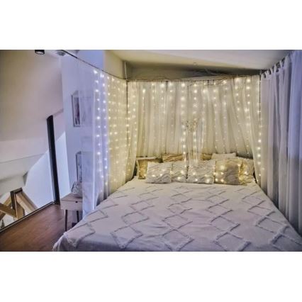 LED-välisvalguskett 300 LED/8 funktsiooni 5,9 m IP44 soe valge