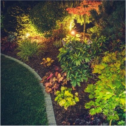 LED välisvalgusti BLAKE LED/5W/230V 4000K IP65 must