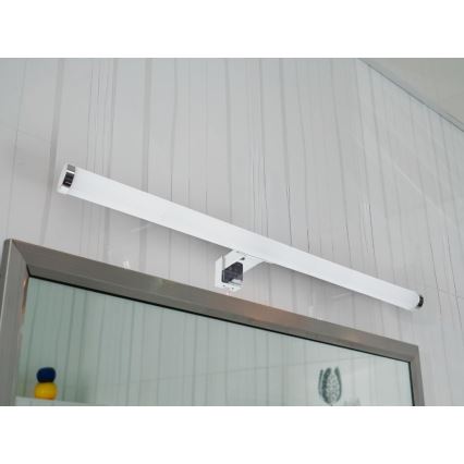 LED vannitoa peegelvalgusti LED/12W/230V 59,5 cm IP44 läikiv kroom