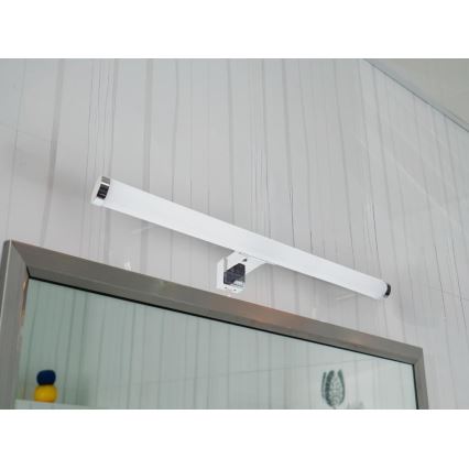 LED vannitoa peegli valgusti LED/10W/230V 45 cm IP44 läikiv kroom