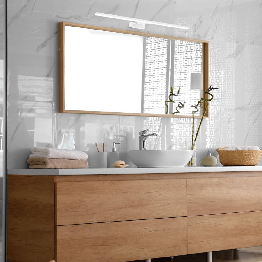 LED-vannitoa peegli valgusti SHINE WHITE LED/15W/230V 80 cm IP44 valge