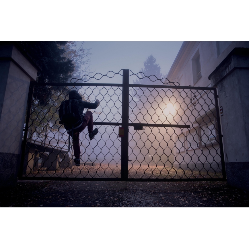 Ledvance - LED Kohtvalgusti anduri ja kaameraga SMART+ LED/24W/230V IP44 Wi-Fi