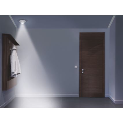 Ledvance - LED Navigatsioonivalgusti anduriga NIGHTLUX LED/1,7W/3xAA 4000K