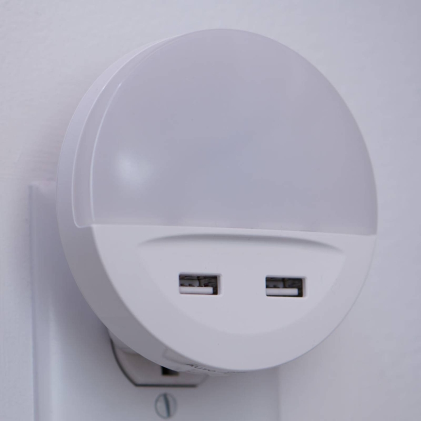 Ledvance - LED-öövalgusti pistikupessa anduriga LUNETTA 2xUSB LED/13W/230V