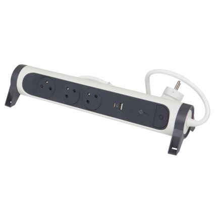 Legrand 049416 - Pikendusjuhe lülitiga 3Z Tüüp E + USB-A + USB-C 1,5m