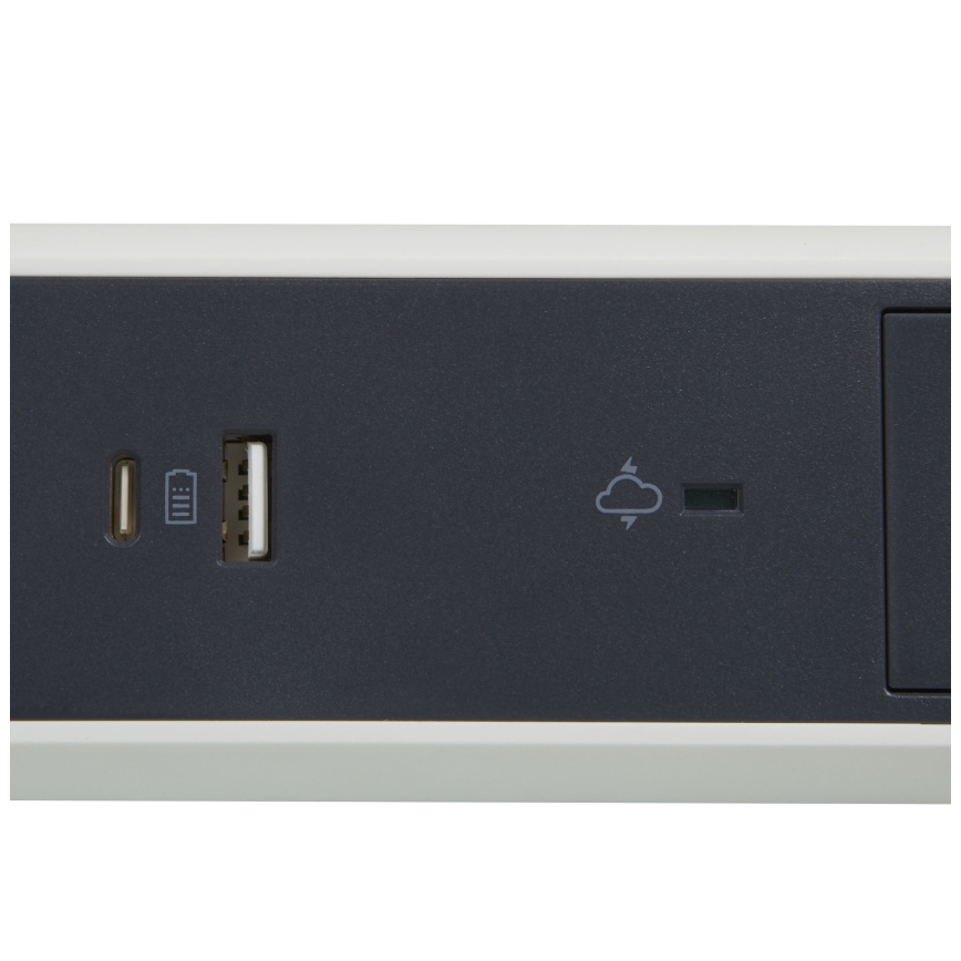 Legrand 049416 - Pikendusjuhe lülitiga 3Z Tüüp E + USB-A + USB-C 1,5m
