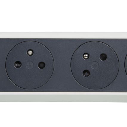 Legrand 049459 - Pikendusjuhe lülitiga 4Z Tüüp E 3m