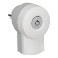 Legrand 50409 - Pistiku lülitiga 230V/16A