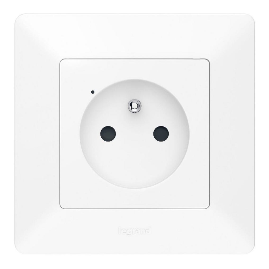 Legrand 752193 - Nutipistik VALENA 3680W/16A/230V Wi-Fi IP41