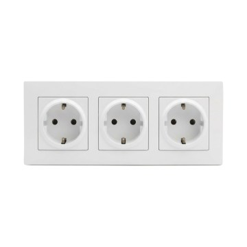 Legrand - kolmikpistikupesa SCHUKO raamiga NILOE STEP 250V valge