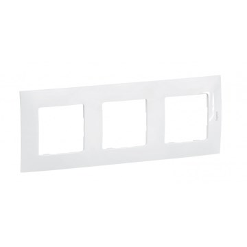 Legrand - NILOE 3-kohaline raam, valge